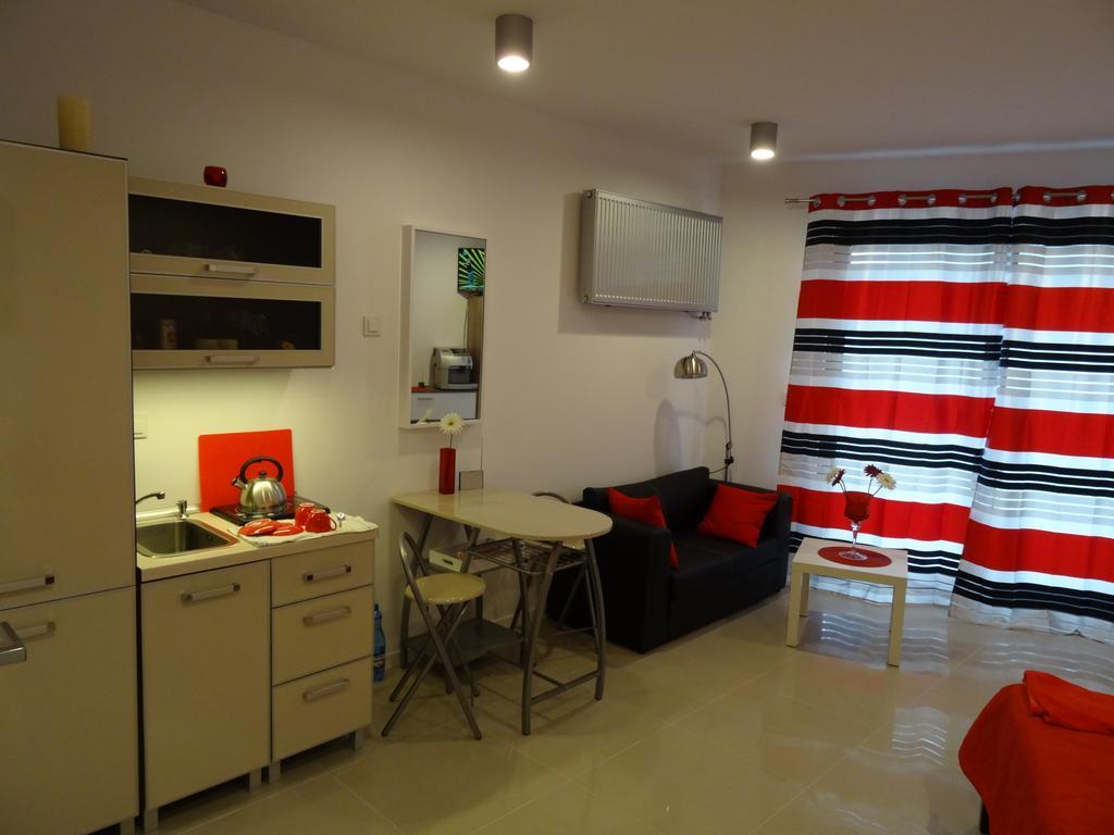 Apartamenty Metro Mlociny 바르샤바 객실 사진