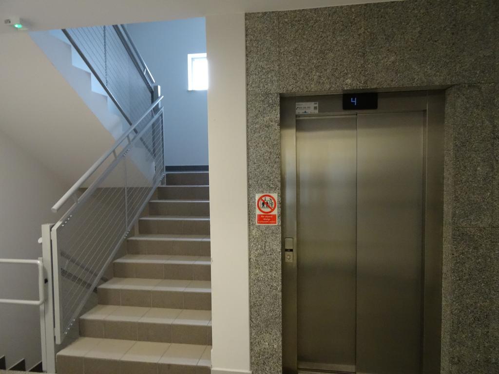 Apartamenty Metro Mlociny 바르샤바 객실 사진