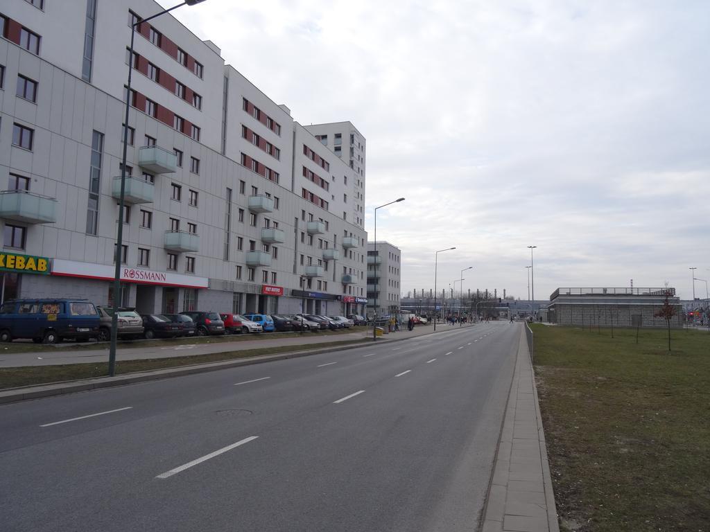 Apartamenty Metro Mlociny 바르샤바 객실 사진