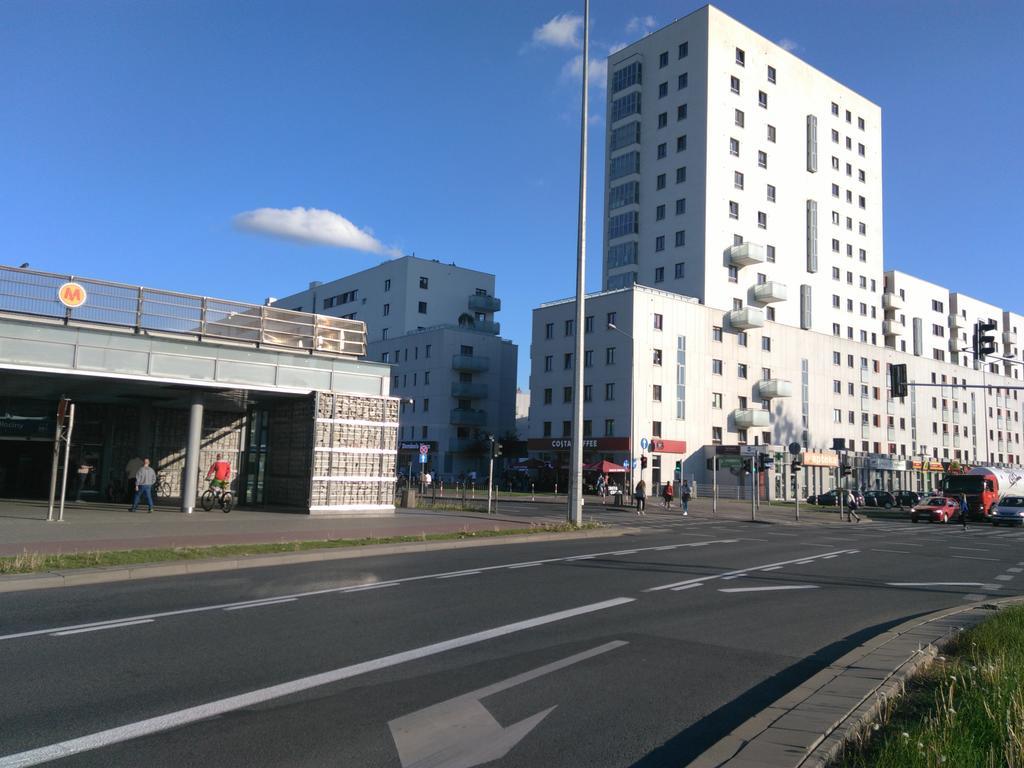 Apartamenty Metro Mlociny 바르샤바 외부 사진